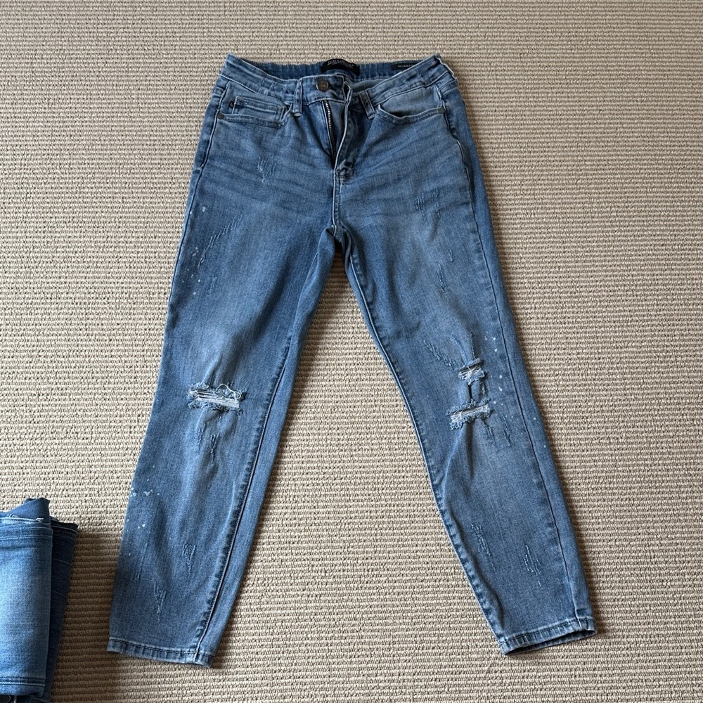 Judy Blue Medium Blue Distressed Boyfriend Jeans